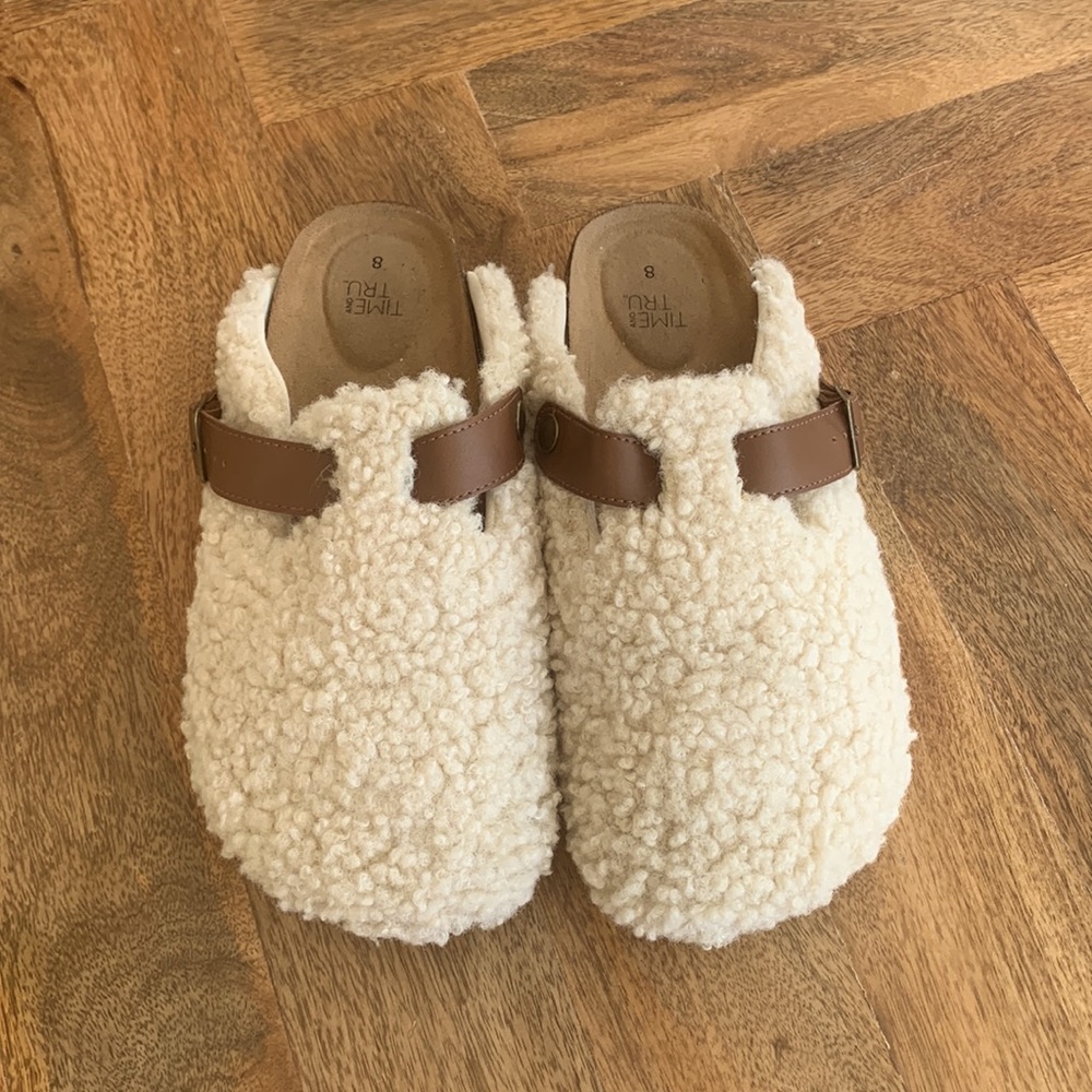 Cream Fluffy Slippers / Slip-on House-shoes - Brown Strap & Buckle (Size 8)